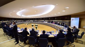 argentina reclama control a los fondos buitre argentina reclama control a los fondos buitre