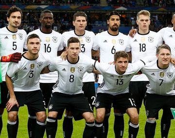 Baja Mundial: Alemania jugaría Rusia 2018 sin su arquero titular