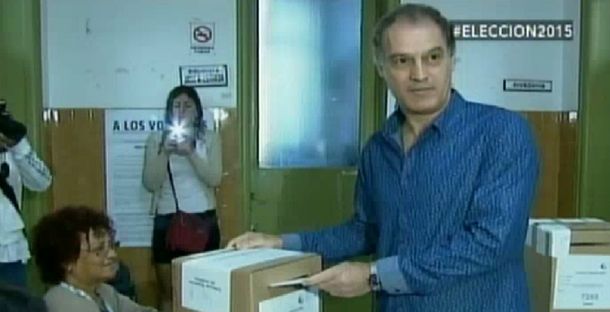 Ibarra llamó a votar a Lousteau en el balotaje