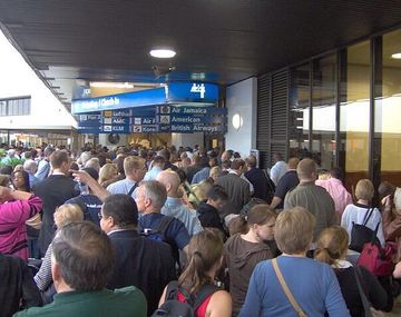 Otra vez miedo en EE.UU. por explosión en un aeropuerto