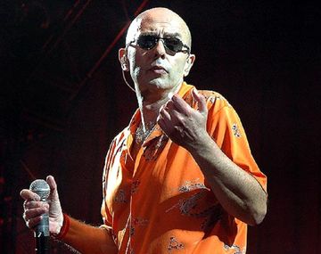 Jijiji cantado en japonés