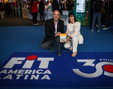 Presentaron una nueva guía para recorrer desde Buenos Aires hasta la Patagonia