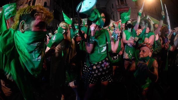 Boletín Oficial: el Gobierno publicó las leyes de Aborto y de los Mil Días