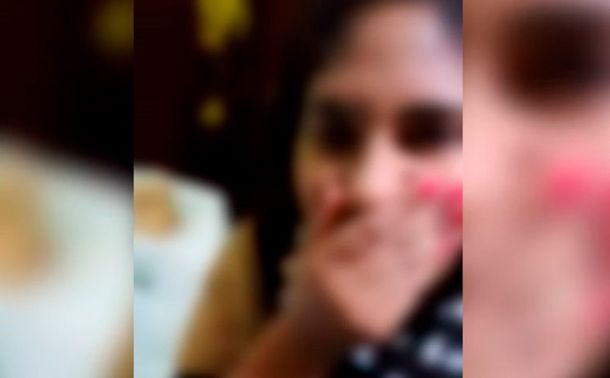 VIDEO: La burla de una joven a un cadáver en una funeraria