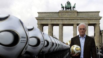 escandalo en la fifa: suiza investiga a beckenbauer por fraude y lavado de dinero escandalo en la fifa: suiza investiga a beckenbauer por fraude y lavado de dinero