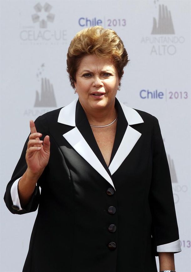 Brasil: especialistas reducen previsión de crecimiento y suben la de inflación