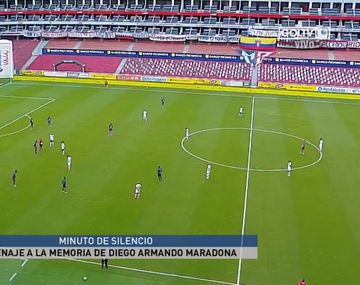 El tributo a Diego en la Liga de Ecuador: detienen los partidos en el minuto 10