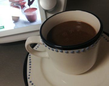 Recomiendan chocolate en taza para mejorar la memoria y concentración