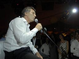 macri participara de un acto con moyano y el momo venegas macri participara de un acto con moyano y el momo venegas