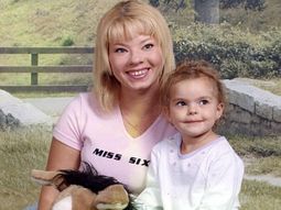 Article-2000222-0C72929B00000578-459_468x609