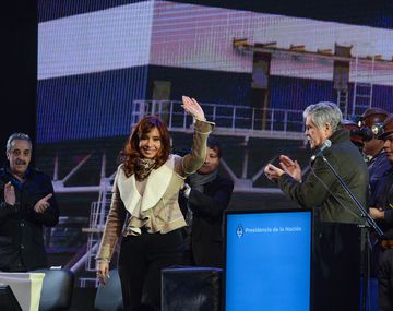 Con Máximo en el acto