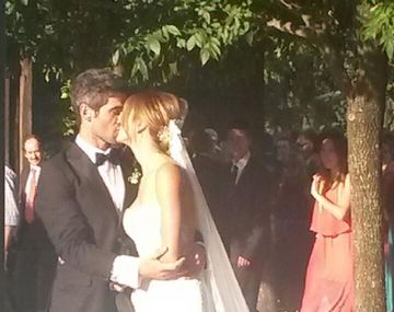 Se casó por Iglesia la más linda: la foto de la boda de Kloosterboer