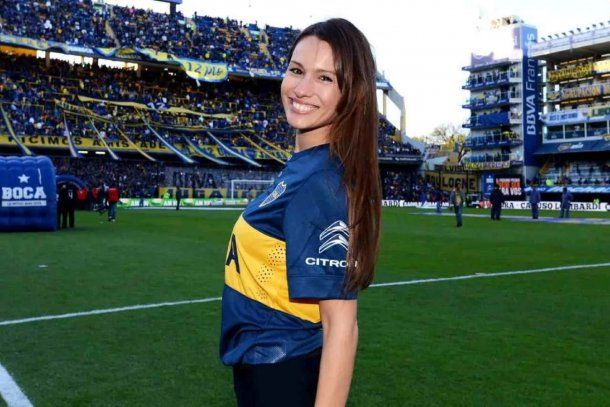 Pampita le cumplió el sueño a un nene hincha de Boca