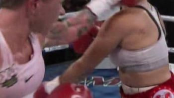 decime que se siente: el impresionante golpe de duer a una boxeadora brasilena decime que se siente: el impresionante golpe de duer a una boxeadora brasilena