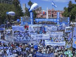 la advertencia de la cgt: si no nos escuchan, vamos a terminar en un paro nacional la advertencia de la cgt: si no nos escuchan, vamos a terminar en un paro nacional