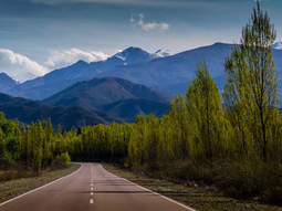 El pueblo oculto que enamora con sus paisajes y sus vinos El pueblo oculto que enamora con sus paisajes y sus vinos