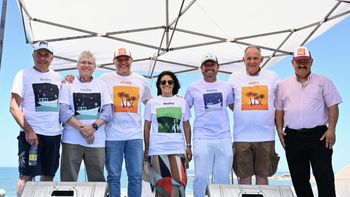 El ministro de Turismo, Tabaré Viera participó del lanzamiento junto al intendente de Rocha, Alejo Umpiérrez. El ministro de Turismo, Tabaré Viera participó del lanzamiento junto al intendente de Rocha, Alejo Umpiérrez.