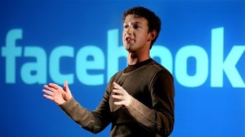 el creador de facebook dona la mitad de su fortuna a gates el creador de facebook dona la mitad de su fortuna a gates