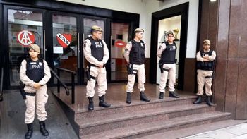 nuevo allanamiento en la sede de independiente en avellaneda nuevo allanamiento en la sede de independiente en avellaneda