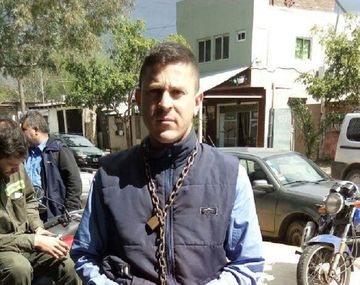 Mariano Fernández se encadenó y comenzó una huelga de hambre tras ser despedido