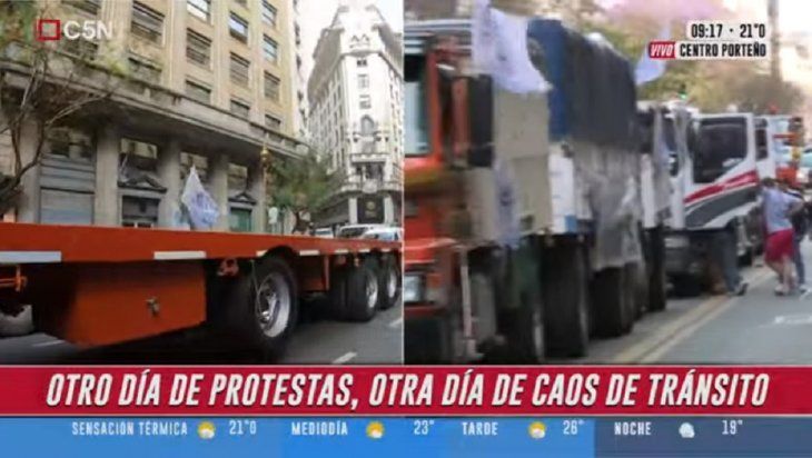 Caos de tránsito en el centro porteño por una protesta de transportistas