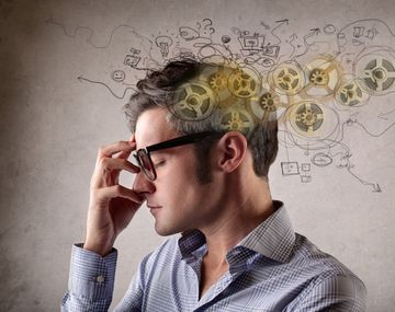 El cerebro del hombre envejece peor que el de la mujer