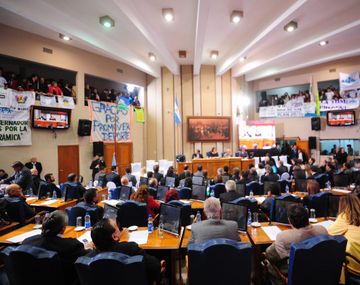 San Luis: Poggi abrió las sesiones ordinarias y anunció políticas de competitividad