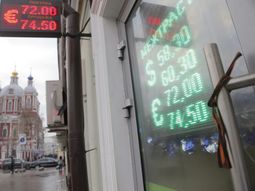 tras brusca devaluacion de su moneda, rusia niega que estudie instalar un cepo tras brusca devaluacion de su moneda, rusia niega que estudie instalar un cepo