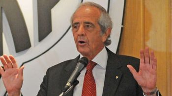 bandera blanca: rodolfo donofrio le bajo al tono a la polemica por los arbitros bandera blanca: rodolfo donofrio le bajo al tono a la polemica por los arbitros