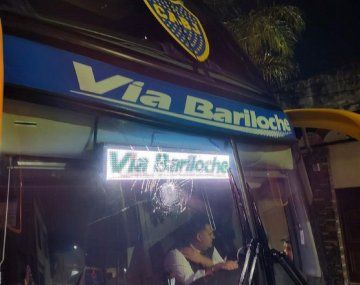 Violencia: apedrearon el micro de Boca antes del partido con Racing