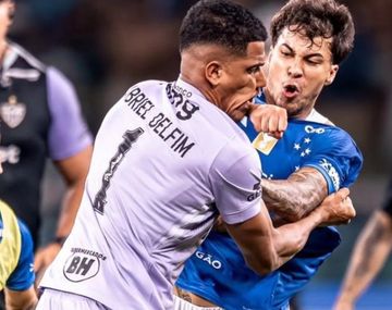 Batalla campal entre Cruzeiro y Atlético Mineiro con argentinos como protagonistas