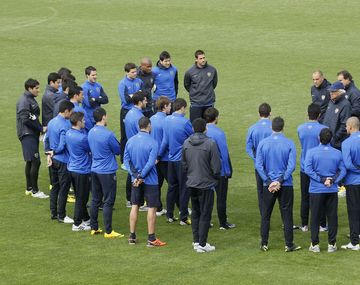 Bianchi suma problemas hasta en el día previo al Superclásico