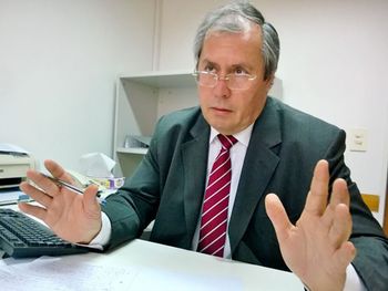 Héctor Enrique Olivares