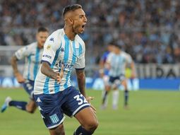 ¿Racing puede perder otra pieza clave? Vélez ofertó para llevarse a Agustín Almendra