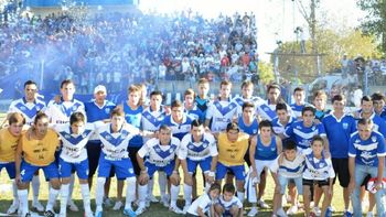 para enfrentar a san lorenzo, los jugadores de un club pidieron el dia en sus trabajos para enfrentar a san lorenzo, los jugadores de un club pidieron el dia en sus trabajos