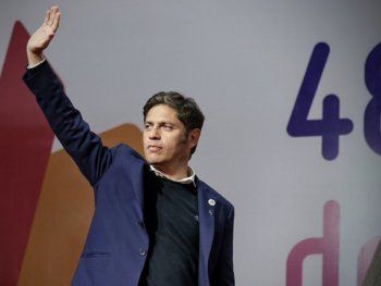 Axel Kicillof defendió a la universidad pública en la Feria del Libro