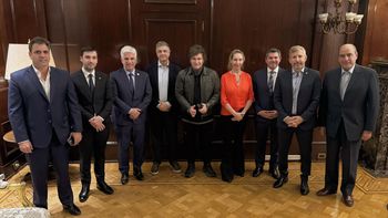 tras excluir a kicillof, milei se reune hoy con gobernadores: busca apoyo legislativo tras excluir a kicillof, milei se reune hoy con gobernadores: busca apoyo legislativo