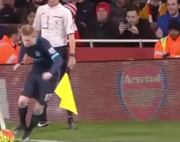 ¿El peor córner del año? Una figura del Manchester City y un blooper histórico