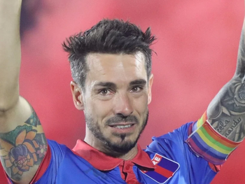 Pato Galmarini se despidió del fútbol en Tigre-Arsenal