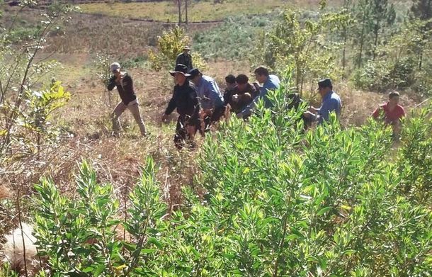 Encuentran a un nene perdido hace dos días aferrado a un juguete