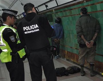 Robaron inodoro en estación de subte