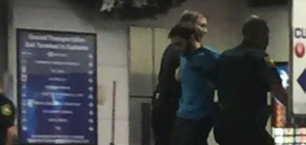 Detienen tirador del aeropuerto de Florida&nbsp;