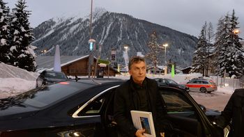 macri llego esta manana desde davos y partio rumbo a su quinta a descansar macri llego esta manana desde davos y partio rumbo a su quinta a descansar