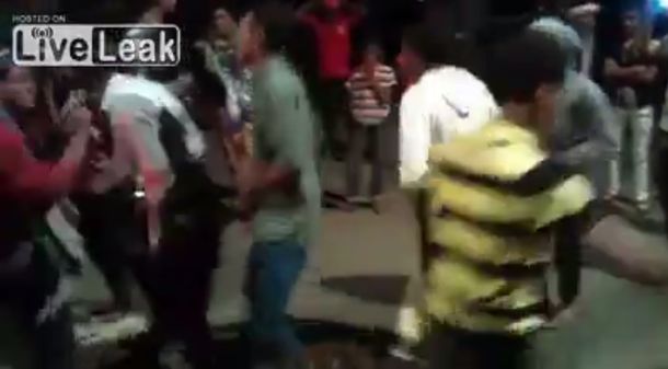 Bailaba el Gangnam Style y mató por error a tres personas