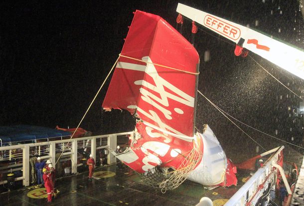Descartan terrorismo en la tragedia de AirAsia