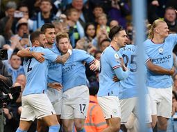 Manchester City goleó 4-1 al Arsenal y sueña con llegar a la cima