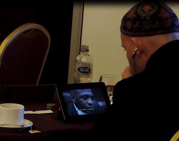 ¿Qué película mira Bergman mientras debate Parlasur?