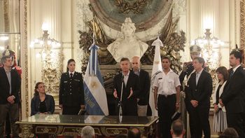 larreta firmo el traspaso de la federal: es el camino a una fuerza unica larreta firmo el traspaso de la federal: es el camino a una fuerza unica