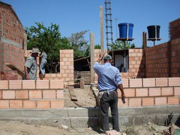 Bajó un 1,5% la actividad de la construcción en junio, según el INDEC