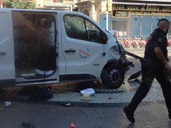 VIDEO: Ésta es la camioneta del atentado